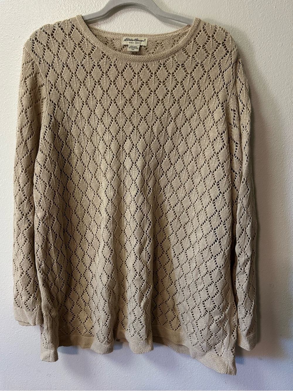 Eddie Bauer cream/tan diamond knit long sleeve loose knit sweater